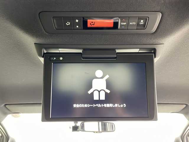 トヨタ エスクァイア Gi プレミアムパッケージ ブラックテーラード 鹿児島県 2020(令2)年 4.2万km スパークリングブラックパールクリスタルシャイン 純正10インチフリップダウンモニター/・純正9インチメモリーナビゲーション/型式：NSZT-Y68T/【CD/DVD/Bluetooth/フルセグTV】/・バックカメラ/・ビルトインETC/・前方ドライブレコーダー/トヨタセーフティセンス/・プリクラッシュセーフティ/・レーンディパーチャーアラート/・クルーズコントロール/・クリアランスソナー/・先行車発進お知らせ機能/・オートマチックハイビーム/オートライト/・LEDヘッドライト/・フロントフォグライト/両側パワースライドドア/ハーフレザーシート/・運転席＋助手席シートヒーター/革巻きステアリング/・ステアリングスイッチ/・ステアリングヒーター/プッシュスタート/・スマートキー/アイドリングストップ/純正15インチアルミホイール/純正フロアマット/左右独立エアコン/MTモード付AT/電動格納ウィンカーミラー/取扱説明書/・ナビ取扱説明書/・保証書
