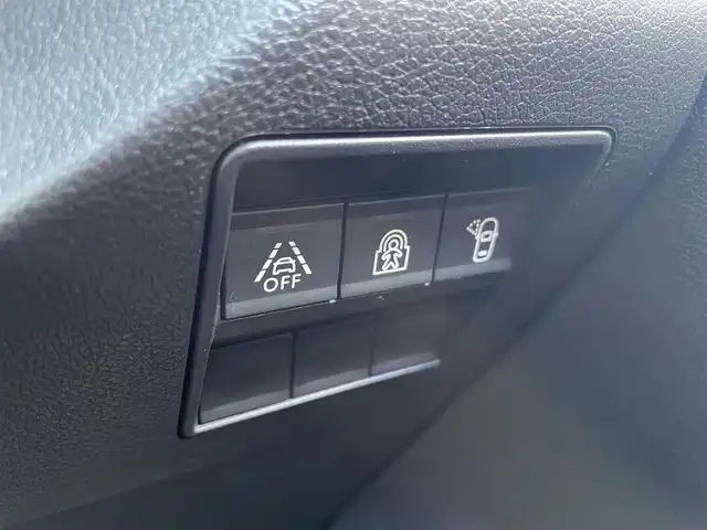 シトロエン シトロエン ベルランゴ シャイン 栃木県 2020(令2)年 5.2万km ブランバンキーズ パノラマガラスルーフ /AppleCarPlay/ナビ/フルセグTV/サイド・バックカメラ/ETC/ブラインドスポット /レーンキープアシスト/ACC/アクティブブレーキアシスト/パーキングセンサー  /オートライト/スマートキー/ドライブレコーダー前後
