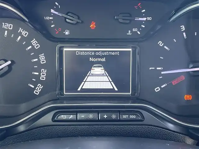 シトロエン シトロエン ベルランゴ シャイン 栃木県 2020(令2)年 5.2万km ブランバンキーズ パノラマガラスルーフ /AppleCarPlay/ナビ/フルセグTV/サイド・バックカメラ/ETC/ブラインドスポット /レーンキープアシスト/ACC/アクティブブレーキアシスト/パーキングセンサー  /オートライト/スマートキー/ドライブレコーダー前後