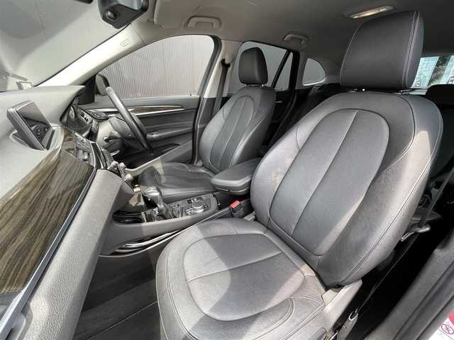 ＢＭＷ Ｘ１ xDrive 18d xライン 長野県 2017(平29)年 6.8万km 紺 インテリジェントセーフティ/ＰＤＣ/パワーシート　/シートヒーター　/ＰＷバックドア　/ヒルディセントコントロール　/ミラーＥＴＣ　/ルーフレール　スマートキー　/純正ナビ　/バックカメラ　/ｂｌｕｅｔｏｏｔｈ
