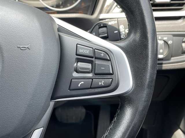 ＢＭＷ Ｘ１ xDrive 18d xライン 長野県 2017(平29)年 6.8万km 紺 インテリジェントセーフティ/ＰＤＣ/パワーシート　/シートヒーター　/ＰＷバックドア　/ヒルディセントコントロール　/ミラーＥＴＣ　/ルーフレール　スマートキー　/純正ナビ　/バックカメラ　/ｂｌｕｅｔｏｏｔｈ