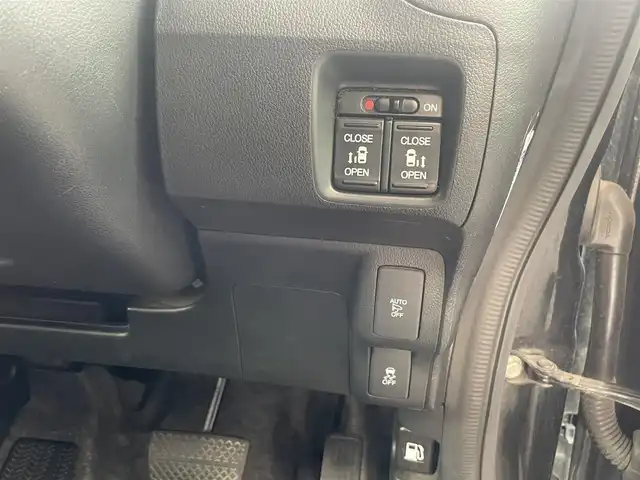 ホンダ Ｎ ＢＯＸ カスタム G ターボ Lパッケージ 群馬県 2015(平27)年 5.7万km スマートブラック ワンオーナー/４WD/社外メモリナビ、地デジ、Bluetooth、CD、DVD/　（NX-615）/バックカメラ/クルーズコントロール/革巻きステア/パドルシフト/ハーフレザーシート/前席シートヒーター/スマートキー×２/ETC/HIDヘッドライト/ウインカーミラー/両側パワースライドドア/ドアバイザー/整備手帳、取説