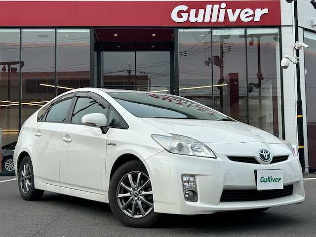 トヨタ プリウス S 宮城県 2011(平23)年 11万km ホワイトパールクリスタルシャイン 登録時走行距離１０９１５８Km/CD/DVD/TV/BT/AUX/SD/Pスタート/ドライブレコーダー/バックカメラ/ETC/レザー調のシートカバー/センターコンソール/社外アルミホイール