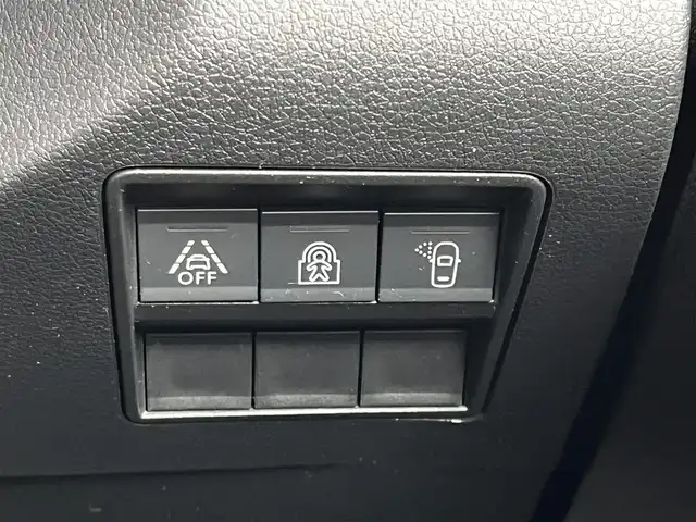 シトロエン シトロエン ベルランゴ ロング シャインブルーHDiXTRパック 奈良県 2023(令5)年 2.5万km ガンＭ バック／サイドカメラ　/ドライブレコーダー　/ＥＴＣ　/ＡＡＣ　/追従型クルーズコントロール　/コーナーセンサー　/ＬＥＤヘッドライト　/オートライト　/両側スライドドア　/スタッドレスタイヤ付き　/衝突被害軽減システム/スマートキー/ルーフレール/純正17インチアルミホイール/純正フロアマット/横滑り防止装置/盗難防止装置/レーンキープアシスト