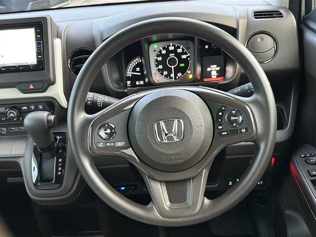 ホンダ Ｎ ＷＧＮ L 富山県 2023(令5)年 1.4万km プラチナホワイトパール スマートキー/純正メモリーナビ(VXM-234VFi)/DVD/BT/MSV/フルセグTV/USB/バックカメラ/ビルトインETC/純正ドラレコ(DRH-224SD)/前席シートヒーター/電格ウィンカーミラー/オートリトラミラー/ステアリングスイッチ/プッシュスタート/ドアバイザー/純正フロアマット/USB端子/衝突安全ブレーキ/レーンキープ/レーダークルコン/横滑り防止装置/純正フロアマット/ヘッドライトレベライザー/プラズマクラスターイオン/保証書・取説