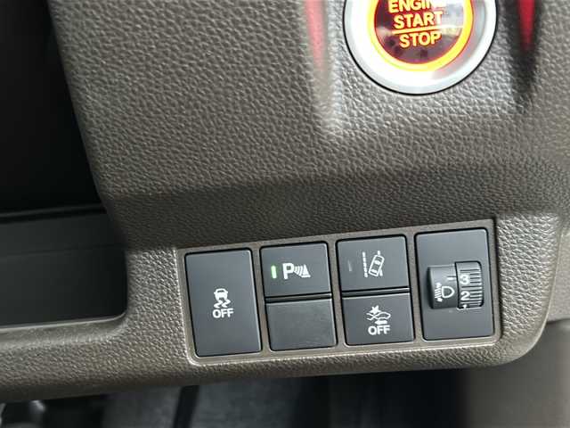 ホンダ Ｎ ＷＧＮ L 富山県 2023(令5)年 1.4万km プラチナホワイトパール スマートキー/純正メモリーナビ(VXM-234VFi)/DVD/BT/MSV/フルセグTV/USB/バックカメラ/ビルトインETC/純正ドラレコ(DRH-224SD)/前席シートヒーター/電格ウィンカーミラー/オートリトラミラー/ステアリングスイッチ/プッシュスタート/ドアバイザー/純正フロアマット/USB端子/衝突安全ブレーキ/レーンキープ/レーダークルコン/横滑り防止装置/純正フロアマット/ヘッドライトレベライザー/プラズマクラスターイオン/保証書・取説