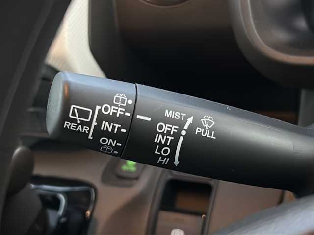 ホンダ Ｎ ＷＧＮ L 富山県 2023(令5)年 1.4万km プラチナホワイトパール スマートキー/純正メモリーナビ(VXM-234VFi)/DVD/BT/MSV/フルセグTV/USB/バックカメラ/ビルトインETC/純正ドラレコ(DRH-224SD)/前席シートヒーター/電格ウィンカーミラー/オートリトラミラー/ステアリングスイッチ/プッシュスタート/ドアバイザー/純正フロアマット/USB端子/衝突安全ブレーキ/レーンキープ/レーダークルコン/横滑り防止装置/純正フロアマット/ヘッドライトレベライザー/プラズマクラスターイオン/保証書・取説