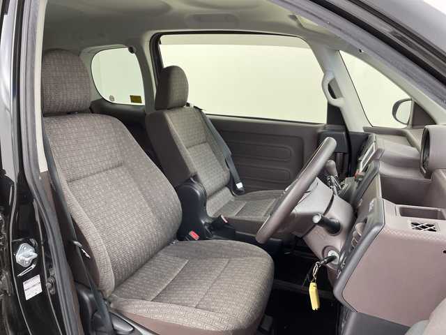 トヨタ スペイド X 福島県 2013(平25)年 3.1万km ブラックマイカ /禁煙車//純正ナビ/ワンセグＴＶ・ＢＴ・CD//バックカメラ//片側パワースライドドア//エンジンスターター//ステアリングリモコン//キーレス//ヘッドライトレベライザー//純正フロアマット//取扱説明書//保証書//横滑り防止