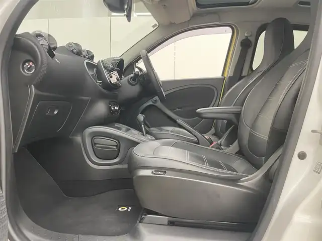 スマート ＭＣＣ スマート フォーフォー ターボ 岡山県 2016(平28)年 3.3万km ゴールド スポーツモード/クルコン/ガラスルーフ/自動ブレーキ/PDC/アイドリングストップ/ドラレコ/ステアリングS/W/フォグライト/ドアバイザー/合皮シート/ETC