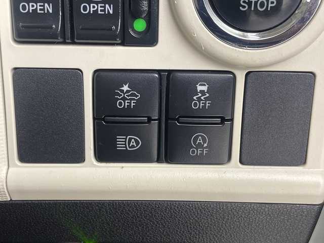 ダイハツ ムーヴ キャンバス G メイクアップ リミテッド　SAⅢ 埼玉県 2018(平30)年 5.8万km パールホワイトⅢ/ライトローズマイカメタリックⅡ 2トーン 純正ナビ　/全方位カメラ/両側パワースライドドア　/ドライブレコーダー/ＥＴＣ/バックカメラ/両側パワースライドドア　/衝突軽減ブレーキ　/オートマチックハイビーム　/ＬＥＤヘッドライト　/純正フロアマット/横滑り防止措置/アイドリングストップ　　/ドアバイザー　/フォグ　/スマートキー×２