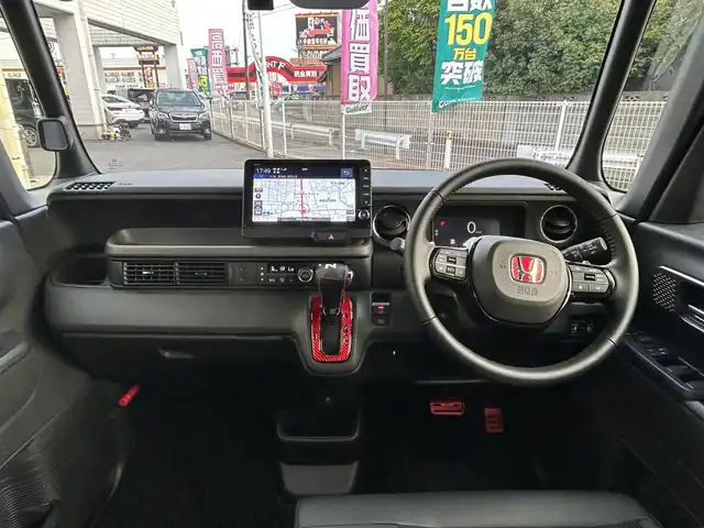 ホンダ Ｎ ＢＯＸ カスタム ターボ 埼玉県 2024(令6)年 0.1万km メテオロイドグレーメタリック ワンオーナー/ハーフレザーシート/純正SDナビ/　DTV/CD/DVD/BT/USB/　Apple CarPlay/Honda SENSING/　・アダプティブクルーズコントロール/　・近距離衝突軽減ブレーキ/　・急アクセル抑制機能/　・車線維持支援システム(LKAS)/　・オートハイビーム/両側パワースライドドア/純正ナビ連動ETC2.0/(DTH-203M）/純正ナビ連動前後ドライブレコーダー/(DRH-229ND)/フロントシートヒーター/リヤデフロスター/ヒーテッドドアミラースイッチ/アイドリングストップ/ソナーセンサー/パドルシフト/緊急通報ボタン/横滑り防止装置/純正フロアマット/スマートキー/スペアキー/保証書/取説/記録簿