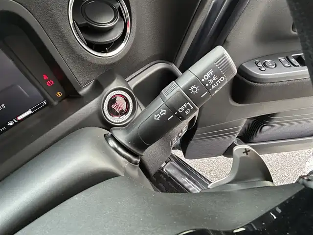 ホンダ Ｎ ＢＯＸ カスタム ターボ 埼玉県 2024(令6)年 0.1万km メテオロイドグレーメタリック ワンオーナー/ハーフレザーシート/純正SDナビ/　DTV/CD/DVD/BT/USB/　Apple CarPlay/Honda SENSING/　・アダプティブクルーズコントロール/　・近距離衝突軽減ブレーキ/　・急アクセル抑制機能/　・車線維持支援システム(LKAS)/　・オートハイビーム/両側パワースライドドア/純正ナビ連動ETC2.0/(DTH-203M）/純正ナビ連動前後ドライブレコーダー/(DRH-229ND)/フロントシートヒーター/リヤデフロスター/ヒーテッドドアミラースイッチ/アイドリングストップ/ソナーセンサー/パドルシフト/緊急通報ボタン/横滑り防止装置/純正フロアマット/スマートキー/スペアキー/保証書/取説/記録簿