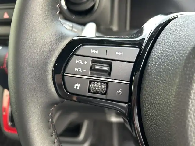 ホンダ Ｎ ＢＯＸ カスタム ターボ 埼玉県 2024(令6)年 0.1万km メテオロイドグレーメタリック ワンオーナー/ハーフレザーシート/純正SDナビ/　DTV/CD/DVD/BT/USB/　Apple CarPlay/Honda SENSING/　・アダプティブクルーズコントロール/　・近距離衝突軽減ブレーキ/　・急アクセル抑制機能/　・車線維持支援システム(LKAS)/　・オートハイビーム/両側パワースライドドア/純正ナビ連動ETC2.0/(DTH-203M）/純正ナビ連動前後ドライブレコーダー/(DRH-229ND)/フロントシートヒーター/リヤデフロスター/ヒーテッドドアミラースイッチ/アイドリングストップ/ソナーセンサー/パドルシフト/緊急通報ボタン/横滑り防止装置/純正フロアマット/スマートキー/スペアキー/保証書/取説/記録簿
