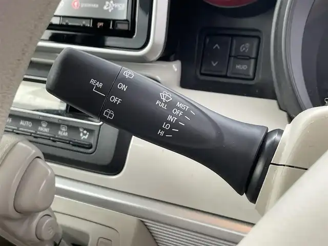 スズキ スペーシア HYBRID X 2トーン 滋賀県 2019(令1)年 1.5万km オフブルーメタリック/ホワイト2トーン 禁煙車/純正8型ナビ/（CD/DVD/フルセグTV/BT/SD/FM/AM）/スズキセーフティサポート/・デュアルセンサーブレーキサポート（衝突被害軽減ブレーキ）/・車線逸脱警報機能/・標識認識機能/・アダプティブクルーズコントロール（ACC）/・オートハイビーム/・後退時ブレーキサポート/全方位カメラ/ビルトインETC/両側パワースライドドア/D席シートヒーター/プッシュスタート/スマートキー/純正ドアバイザー/純正フロアマット