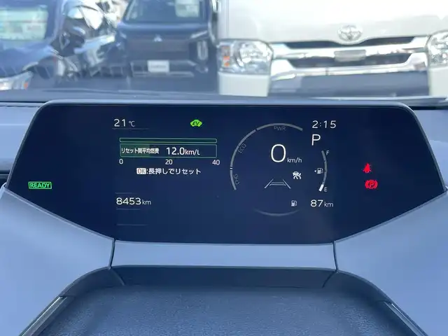 トヨタ プリウス Z 群馬県 2023(令5)年 0.9万km プラチナホワイトパールマイカ トヨタセーフティセンス/パノラマルーフ/純正コネクトナビ/パノラミックビュー/ドライブレコーダー/シートヒーター/シートエアコン/ＥＴＣ/パワーシート/電動リアゲート/ワイヤレス充電機/Bluetooth/本革ステアリング/ステアリングヒーター/シートセットポジションメモリー/BSM/Miracast/純正フロアマット/AHB/アダプティブクルーズコントロール/フルセグ/純正19インチアルミホイール/ビルトインETC2.0/LEDヘッドライト/パワーステアリング/レザーシート