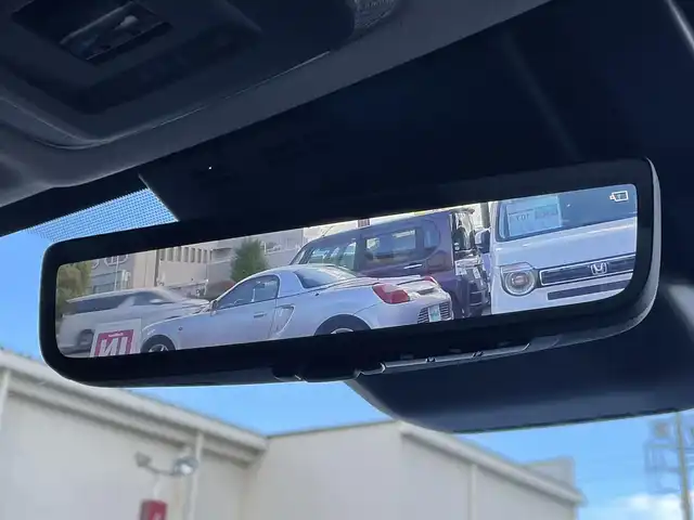 トヨタ プリウス Z 群馬県 2023(令5)年 0.9万km プラチナホワイトパールマイカ トヨタセーフティセンス/パノラマルーフ/純正コネクトナビ/パノラミックビュー/ドライブレコーダー/シートヒーター/シートエアコン/ＥＴＣ/パワーシート/電動リアゲート/ワイヤレス充電機/Bluetooth/本革ステアリング/ステアリングヒーター/シートセットポジションメモリー/BSM/Miracast/純正フロアマット/AHB/アダプティブクルーズコントロール/フルセグ/純正19インチアルミホイール/ビルトインETC2.0/LEDヘッドライト/パワーステアリング/レザーシート