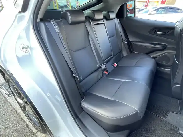 トヨタ プリウス Z 群馬県 2023(令5)年 0.9万km プラチナホワイトパールマイカ トヨタセーフティセンス/パノラマルーフ/純正コネクトナビ/パノラミックビュー/ドライブレコーダー/シートヒーター/シートエアコン/ＥＴＣ/パワーシート/電動リアゲート/ワイヤレス充電機/Bluetooth/本革ステアリング/ステアリングヒーター/シートセットポジションメモリー/BSM/Miracast/純正フロアマット/AHB/アダプティブクルーズコントロール/フルセグ/純正19インチアルミホイール/ビルトインETC2.0/LEDヘッドライト/パワーステアリング/レザーシート