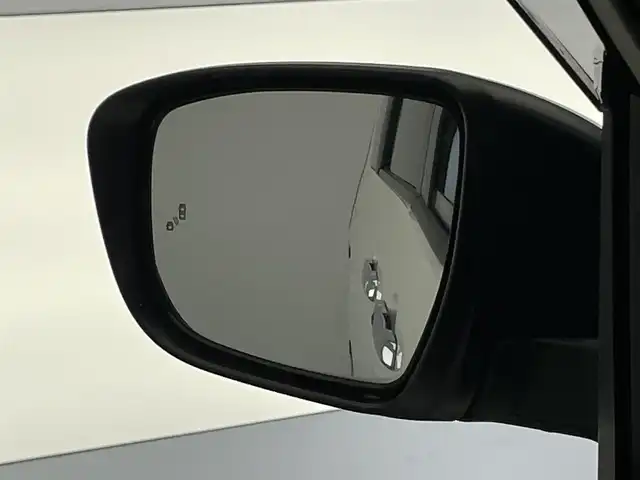 日産 セレナ e－パワー ハイウェイスター V 愛知県 2020(令2)年 5.2万km ブリリアントホワイトパール 純正１０型ナビ　純正後席モニター　禁煙車　セーフティパック　全方位カメラ　ＢＳＭ　エマブレ　衝突軽減　クルコン　ハンズフリー両側パワスラ　ＥＴＣ　ドラレコ　ＬＥＤオートライト　コーナーセンサー　フォグ