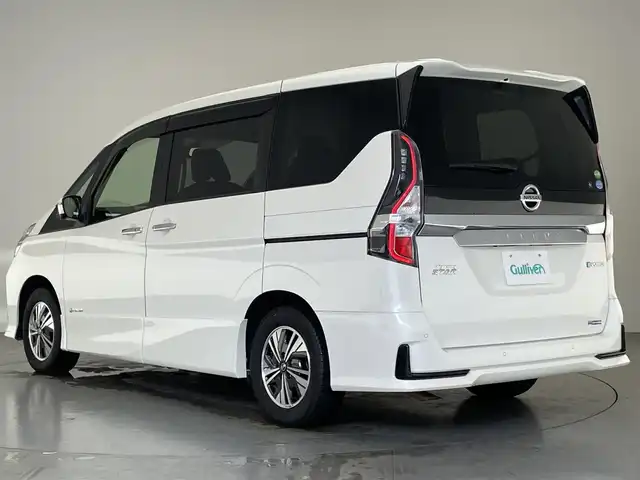 日産 セレナ e－パワー ハイウェイスター V 愛知県 2020(令2)年 5.2万km ブリリアントホワイトパール 純正１０型ナビ　純正後席モニター　禁煙車　セーフティパック　全方位カメラ　ＢＳＭ　エマブレ　衝突軽減　クルコン　ハンズフリー両側パワスラ　ＥＴＣ　ドラレコ　ＬＥＤオートライト　コーナーセンサー　フォグ