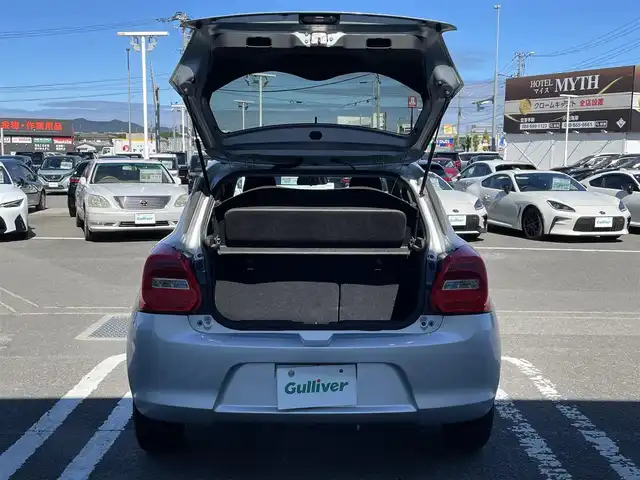 スズキ スイフト XG 徳島県 2017(平29)年 4.9万km スターシルバーメタリック 5F/7インチナビ/（Bluetooth/フルセグTV/CD/DVD/ラジオ）/シートヒーター/HIDヘッドライト/フォグライト/ビルトインETC/電格ミラー/プッシュスタート/スマートキー/スペアキー