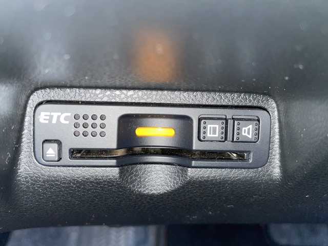 ホンダ フィット RS 山口県 2011(平23)年 10.5万km サンセットオレンジⅡ 6速マニュアル車/純正HDDナビ/CD/DVD/Bluetooth/フルセグテレビ/ETC/保証書/取扱説明書/記録簿/HIDヘッドライト/フォグライト/オートライト/オートエアコン/社外フロアマット/リモコンキー/スペアキー/純正16インチアルミホイール/前後ドライブレコーダー/電動格納ミラー