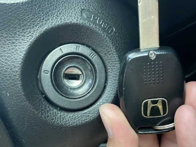 ホンダ フィット RS 山口県 2011(平23)年 10.5万km サンセットオレンジⅡ 6速マニュアル車/純正HDDナビ/CD/DVD/Bluetooth/フルセグテレビ/ETC/保証書/取扱説明書/記録簿/HIDヘッドライト/フォグライト/オートライト/オートエアコン/社外フロアマット/リモコンキー/スペアキー/純正16インチアルミホイール/前後ドライブレコーダー/電動格納ミラー