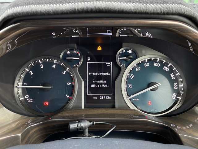 トヨタ ランドクルーザー プラド TX Lパッケージ 福岡県 2023(令5)年 2.9万km ホワイトパールクリスタルシャイン ・ワンオーナー/・純正エアロパーツ/・サンルーフ/・ブラックレザーシート/・アルパイン製９型ナビ/・アルパイン製デジタルインナーミラー/・アルパイン製ドライブレコーダー/・純正オプションウッドコンビハンドル/・純正オプションウッドコンビシフトノブ/・ウッド調パネル/・バックカメラ/・７人乗り/・シートヒーター/・エアシート/・パワーシート/・純正１９インチアルミホイル/・ルーフレール/・ドアバイザー/・フロアマット/・スマートキー/・保証書/・取扱説明書