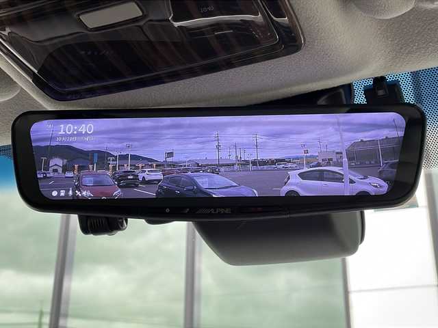トヨタ ランドクルーザー プラド TX Lパッケージ 福岡県 2023(令5)年 2.9万km ホワイトパールクリスタルシャイン ・ワンオーナー/・純正エアロパーツ/・サンルーフ/・ブラックレザーシート/・アルパイン製９型ナビ/・アルパイン製デジタルインナーミラー/・アルパイン製ドライブレコーダー/・純正オプションウッドコンビハンドル/・純正オプションウッドコンビシフトノブ/・ウッド調パネル/・バックカメラ/・７人乗り/・シートヒーター/・エアシート/・パワーシート/・純正１９インチアルミホイル/・ルーフレール/・ドアバイザー/・フロアマット/・スマートキー/・保証書/・取扱説明書