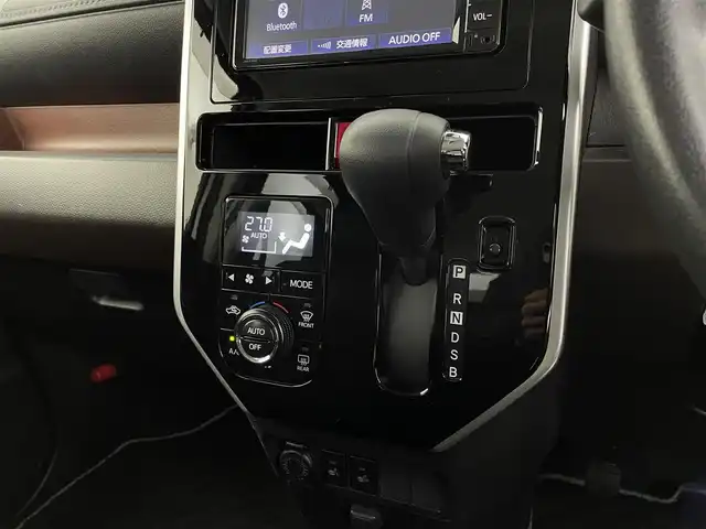 トヨタ ルーミー G コージーエディション 宮城県 2019(令1)年 2.5万km ブライトシルバーM 純正ナビ/両側パワースライドドア/クルーズコントロール/衝突軽減ブレーキ/車線逸脱警報/クリアランスソナー/オートライト/バックモニター/シートヒーター/ドライブレコーダー/スマートキー/フルオートエアコン/ワンセグTV/Bluetoothオーディオ/禁煙車