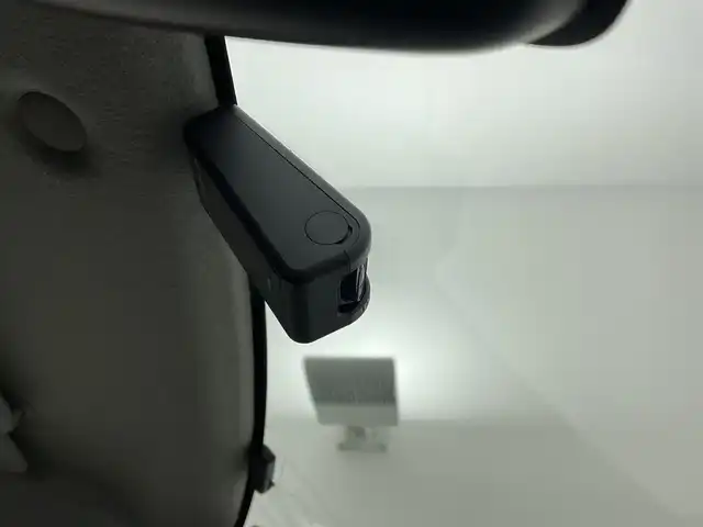 トヨタ ルーミー G コージーエディション 宮城県 2019(令1)年 2.5万km ブライトシルバーM 純正ナビ/両側パワースライドドア/クルーズコントロール/衝突軽減ブレーキ/車線逸脱警報/クリアランスソナー/オートライト/バックモニター/シートヒーター/ドライブレコーダー/スマートキー/フルオートエアコン/ワンセグTV/Bluetoothオーディオ/禁煙車