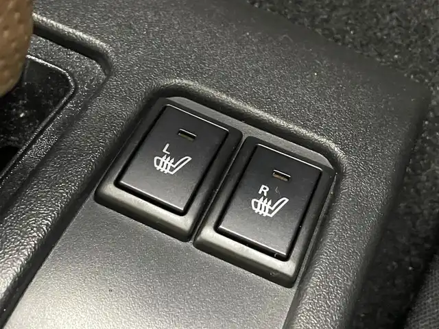 スズキ ジムニー XC 埼玉県 2019(令1)年 3.8万km シフォンアイボリーM 純正8型ナビ　温シート　Ｂカメラ　ＬＥＤ　クルーズコントロール　フルセグＴＶ　Ｂｌｕｅｔｏｏｔｈ　ドライブレコーダー　背面タイヤ　ダウンヒルアシスト　衝突被害軽減　オートハイビーム　レーンキープ