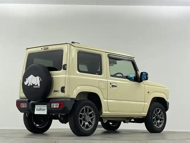 スズキ ジムニー XC 埼玉県 2019(令1)年 3.8万km シフォンアイボリーM 純正8型ナビ　温シート　Ｂカメラ　ＬＥＤ　クルーズコントロール　フルセグＴＶ　Ｂｌｕｅｔｏｏｔｈ　ドライブレコーダー　背面タイヤ　ダウンヒルアシスト　衝突被害軽減　オートハイビーム　レーンキープ