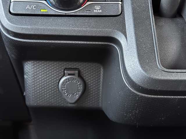 ダイハツ タント L 愛媛県 2024(令6)年 0.3万km シャイニングホワイトパール 純正ワイドナビ（NMZK-７３D）/フルセグTV Bluetooth DVD SD USB/バックカメラ/両側スライドドア/スマートアシスト/前後コーナーセンサー/車線逸脱警報/オートハイビーム/LEDヘッドライト/オートライト/ビルトインETC/純正フロアマット/オートエアコン/スマートキー2個/ドアバイザー/取説・保証書