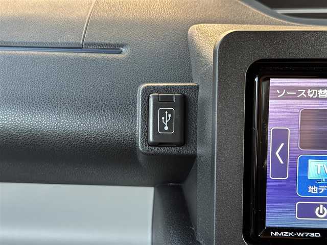 ダイハツ タント L 愛媛県 2024(令6)年 0.3万km シャイニングホワイトパール 純正ワイドナビ（NMZK-７３D）/フルセグTV Bluetooth DVD SD USB/バックカメラ/両側スライドドア/スマートアシスト/前後コーナーセンサー/車線逸脱警報/オートハイビーム/LEDヘッドライト/オートライト/ビルトインETC/純正フロアマット/オートエアコン/スマートキー2個/ドアバイザー/取説・保証書