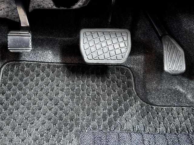 ダイハツ タント L 愛媛県 2024(令6)年 0.3万km シャイニングホワイトパール 純正ワイドナビ（NMZK-７３D）/フルセグTV Bluetooth DVD SD USB/バックカメラ/両側スライドドア/スマートアシスト/前後コーナーセンサー/車線逸脱警報/オートハイビーム/LEDヘッドライト/オートライト/ビルトインETC/純正フロアマット/オートエアコン/スマートキー2個/ドアバイザー/取説・保証書