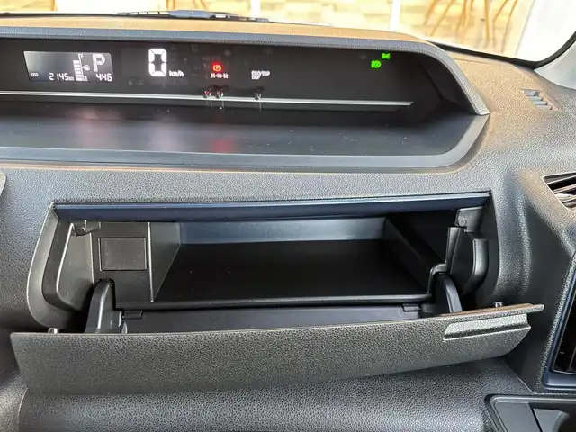 ダイハツ タント L 愛媛県 2024(令6)年 0.3万km シャイニングホワイトパール 純正ワイドナビ（NMZK-７３D）/フルセグTV Bluetooth DVD SD USB/バックカメラ/両側スライドドア/スマートアシスト/前後コーナーセンサー/車線逸脱警報/オートハイビーム/LEDヘッドライト/オートライト/ビルトインETC/純正フロアマット/オートエアコン/スマートキー2個/ドアバイザー/取説・保証書