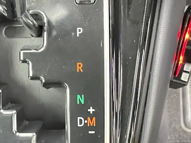 トヨタ ヴォクシー ZS 煌Ⅱ 千葉県 2016(平28)年 8.8万km ホワイトパールクリスタルシャイン 禁煙車/Toyota Safety Sense C/・プリクラッシュブレーキ/・レーンキーピングアシスト/・ハイビームアシスト/・横滑り防止装置 /・衝突安全ボディ/両側パワースライドドア/社外8インチナビ/CD/DVD/Bluetooth/フルセグ/バックカメラ/LEDオートライト/純正16インチアルミホイール/純正フロアマット/オートエアコン/アイドリングストップ/プッシュスタート/スマートキー