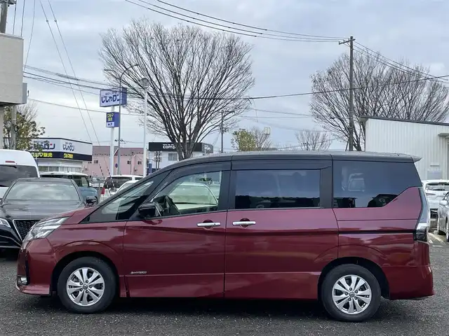 日産 セレナ