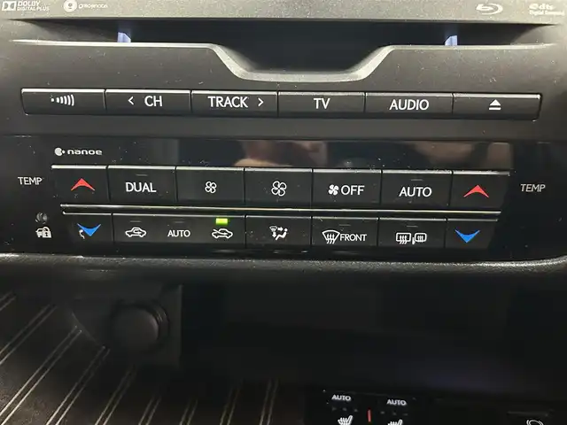 レクサス ＲＸ 450h バージョンL 東京都 2018(平30)年 3.4万km ディープブルーマイカ 純正メーカーナビ/(BT/AUX/フルセグV/DVD)/電動格納ウインカーミラー/前席パワーシート/前席メモリーシート/全席シートヒーター/前席シートクーラー/電動リアゲート/オートハイビーム/オートライト/フォグランプ/LED/ヘッドアップディスプレイ/三眼ヘッドライト/シーケンシャルウインカー/レーダークルーズコントロール/レーンキープアシスト/クリアランスソナー/オートホールド/横滑り防止/電動パーキングブレーキ/前後ドライブレコーダー/ETC2.0/純正フロアマット/後席サンシェード/トノカバー/ドアバイザー/革巻きステアリング/レザーシート/PVガラス