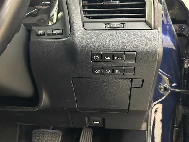 レクサス ＲＸ 450h バージョンL 東京都 2018(平30)年 3.4万km ディープブルーマイカ 純正メーカーナビ/(BT/AUX/フルセグV/DVD)/電動格納ウインカーミラー/前席パワーシート/前席メモリーシート/全席シートヒーター/前席シートクーラー/電動リアゲート/オートハイビーム/オートライト/フォグランプ/LED/ヘッドアップディスプレイ/三眼ヘッドライト/シーケンシャルウインカー/レーダークルーズコントロール/レーンキープアシスト/クリアランスソナー/オートホールド/横滑り防止/電動パーキングブレーキ/前後ドライブレコーダー/ETC2.0/純正フロアマット/後席サンシェード/トノカバー/ドアバイザー/革巻きステアリング/レザーシート/PVガラス