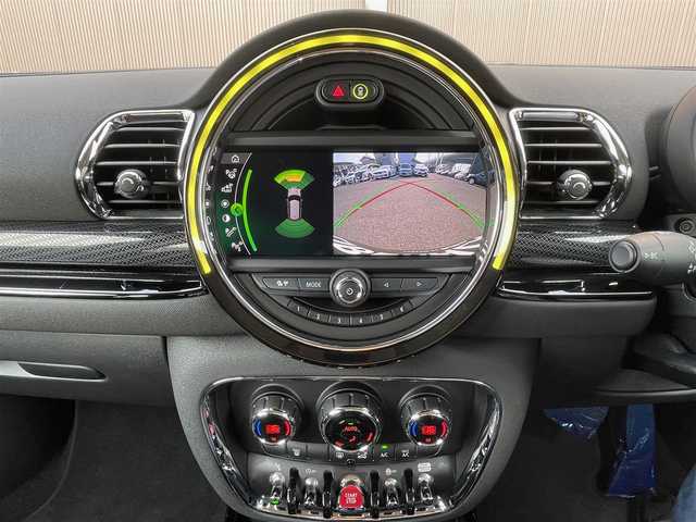 ＭＩＮＩ ＢＭＷ ミニ クラブマン クーパーD 香川県 2020(令2)年 2.7万km ペッパー・ホワイト 純正ナビ（BT/USB）/バックカメラ/アダクティブクルーズコントロール/コーナーセンサー/アンビエントライト/純正17インチAW/LEDヘッドライト/スマートキー