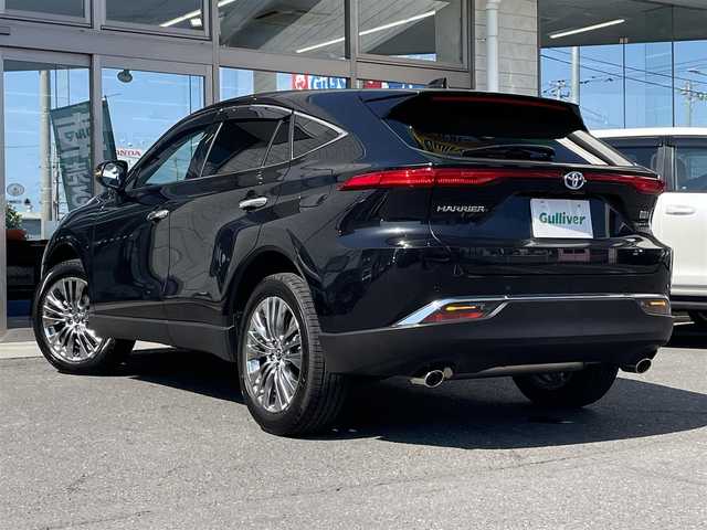 トヨタ ハリアー ハイブリッド Z レザーパッケージ 青森県 2025(令7)年 0.1万km プレシャスブラックパール ワンオーナー/寒冷地仕様/パノラミックビューモニター/調光パノラマルーフ/おくだけ充電/LEDヘッドライト/純正19AW/インナーミラー/ＪＢＬディスプレーオーディオナビ地デジ/ステアリングヒーター/ＥＴＣ２．０/パワーバックドア/本革シート/シートヒーター/スマートキー/スペアキー/新車時保証書/取扱説明書