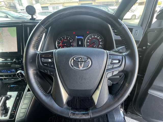 トヨタ アルファード S タイプゴールド 千葉県 2021(令3)年 3.2万km ブラック サンルーフ/TOYOTA 純正ディスプレイオーディオ 86140-58030/両側電動スライドドア/12.1型フリップダウンモニター/バックカメラ/前後ドライブレコーダー(ZDR-035)/クルーズコントロール/ビルトンETC/コーナーセンサー/オートハイビーム機能/電動格納ミラー/プッシュスタート/SOSコールスイッチ/ルームLEDバー/純正フロアマット