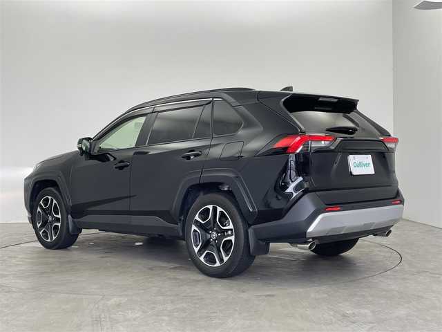 トヨタ ＲＡＶ４ アドベンチャー 埼玉県 2020(令2)年 2.2万km アティチュードブラックマイカ 純正8インチナビ/ CD DVD フルセグTV Bluetooth HDMI/バックカメラ/パノラマルーフ/TRDエアロ/プリクラッシュセーフティ/レーンディパーチャーアラート/レーダークルーズコントロール/クリアランスソナー /パーキングサポートブレーキ/先行車発進お知らせ機能/パワーバックドア/シートヒーター/ベンチレーション/ステアリングヒーター/100Vコンセント/LEDオートライト/ETC2.0/スマートキー