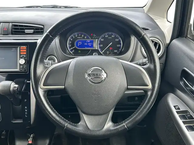 日産 デイズ ハイウェイスターX 岩手県 2013(平25)年 6.2万km ブラック ４WD/純正メモリナビ/　　CD/フルセグTV/バックカメラ/シートヒーター/アイドリングストップ/スマートキー