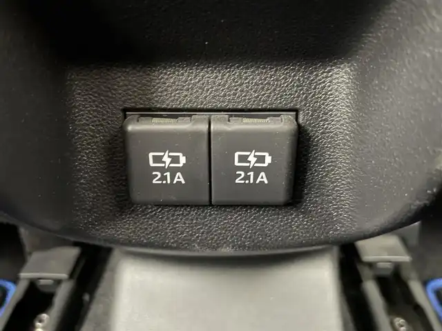 ダイハツ ロッキー プレミアム G HEV 埼玉県 2021(令3)年 4.3万km シャイニングホワイトパール 社外９インチナビ　パノラマモニター　アダプティブクルーズコントロール　ビルトインＥＴＣ　ハーフレザーシート　シートヒーター　ドライブレコーダー　スマートアシスト　ＬＥＤライト　純正アルミ　地デジＴＶ