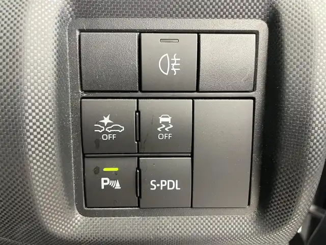 ダイハツ ロッキー プレミアム G HEV 埼玉県 2021(令3)年 4.3万km シャイニングホワイトパール 社外９インチナビ　パノラマモニター　アダプティブクルーズコントロール　ビルトインＥＴＣ　ハーフレザーシート　シートヒーター　ドライブレコーダー　スマートアシスト　ＬＥＤライト　純正アルミ　地デジＴＶ