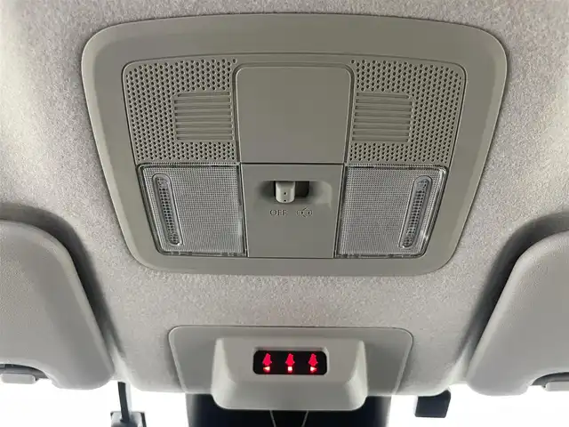 ダイハツ ロッキー プレミアム G HEV 埼玉県 2021(令3)年 4.3万km シャイニングホワイトパール 社外９インチナビ　パノラマモニター　アダプティブクルーズコントロール　ビルトインＥＴＣ　ハーフレザーシート　シートヒーター　ドライブレコーダー　スマートアシスト　ＬＥＤライト　純正アルミ　地デジＴＶ