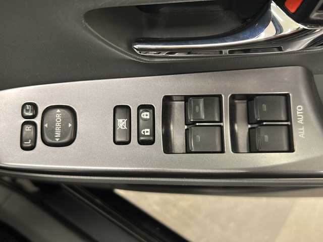 トヨタ プリウス α S チューンブラック 岐阜県 2014(平26)年 16.3万km ブラック 純正ナビ/フルセグテレビ/Bluetooth/CD/DVD/USB/VTR/バックカメラ/ETC/ドライブレコーダー/LEDヘッドライト/純正フロアマット/純正アルミホイール/スマートキー/スペアキー/アンチブレーキシステム/盗難防止システム/オートライト/プッシュスタート