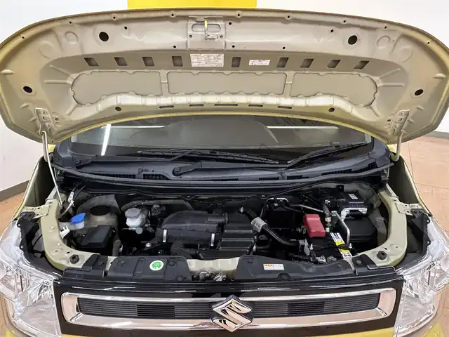 スズキ ワゴンＲ HYBRID FX 群馬県 2017(平29)年 4.3万km サニーイエローM 安全装備/・衝突軽減ブレーキ/・レーンキープアシスト/・横滑り防止/・オートライト/純正7インチワイドナビ/・AM/FM/DVD/CD/・フルセグTV/USB/・Bluetooth/ヘッドアップディスプレイ/運転席シートヒーター/ドライブレコーダー/純正フロアマット/純正ドアバイザー/スマートキー/プッシュスタート